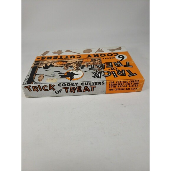 Vintage Halloween Trick or Treat  Cooky Cutters 1960s Cookie Metal Original Box - Picture 11 of 14